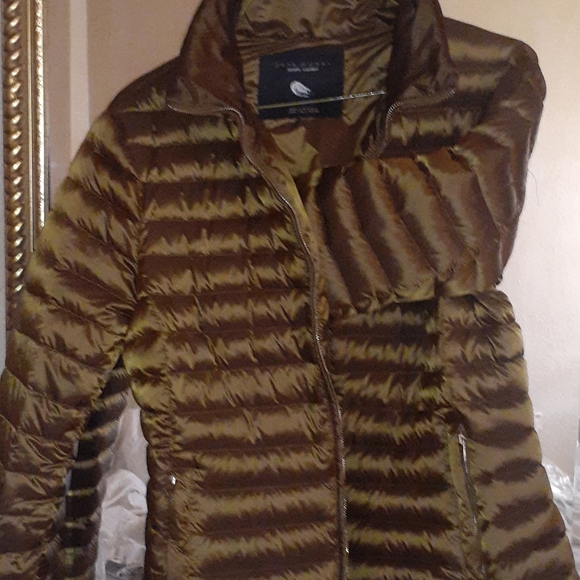 Zara woman down jacket size med - Picture 4 of 8